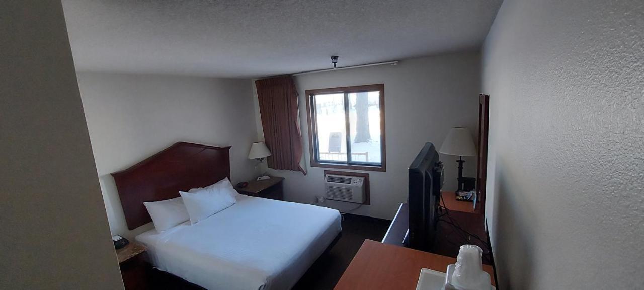 Days Inn By Wyndham Willmar Kültér fotó